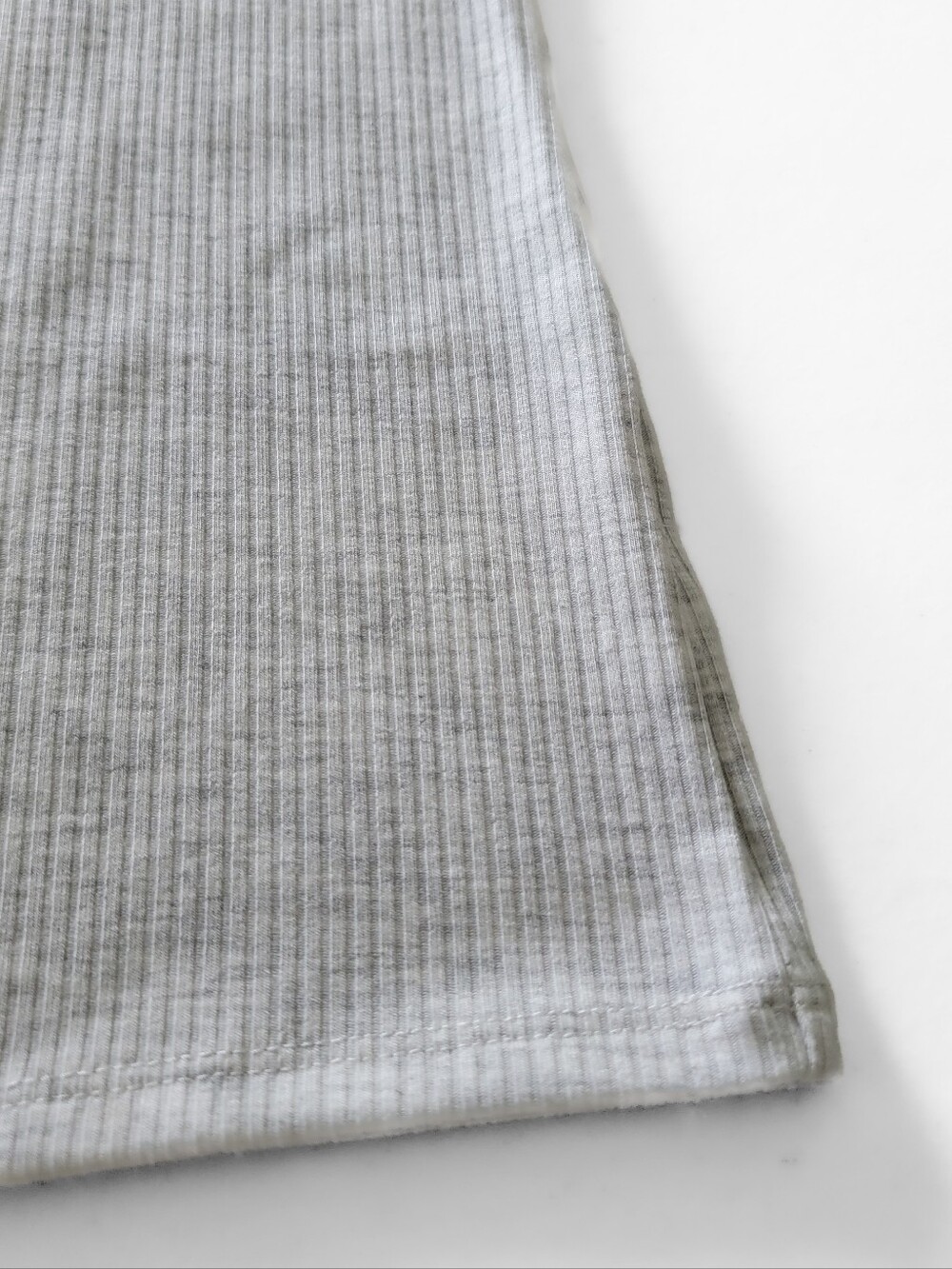Simply Vera Vera Wang Light Gray Short Sleeve Crew Neck Tee Size XL - Picture 5 of 6